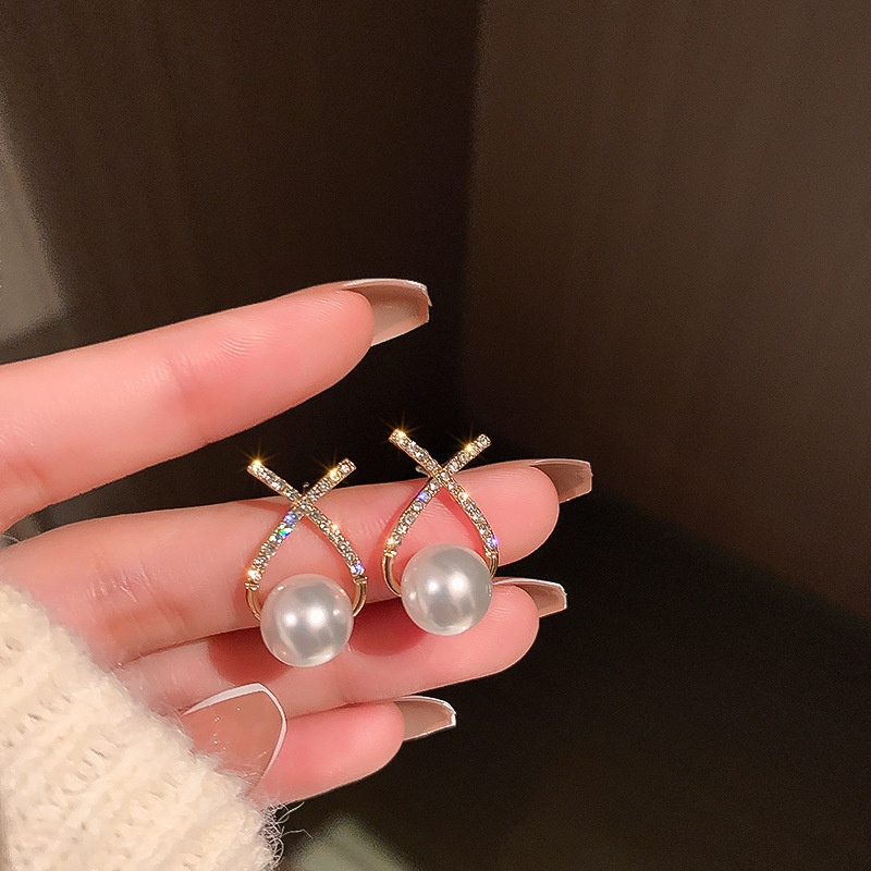 Anting Stud Hias Kristal Mutiara Gaya Elegan Untuk Wanita