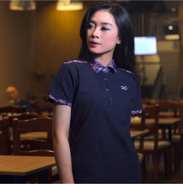 Loyal Kaos Polo Batik Navy Modern Wanita M L XL XXL