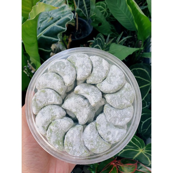 

Kue Putri Salju Lumer