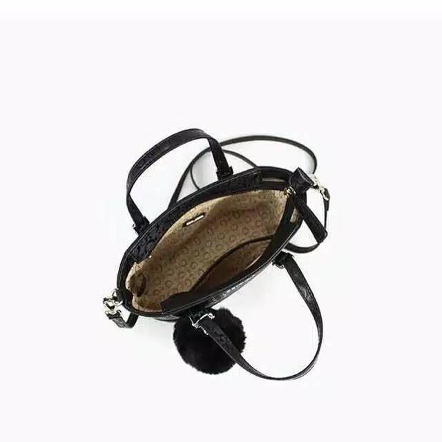 Tas Guess pom handle bag