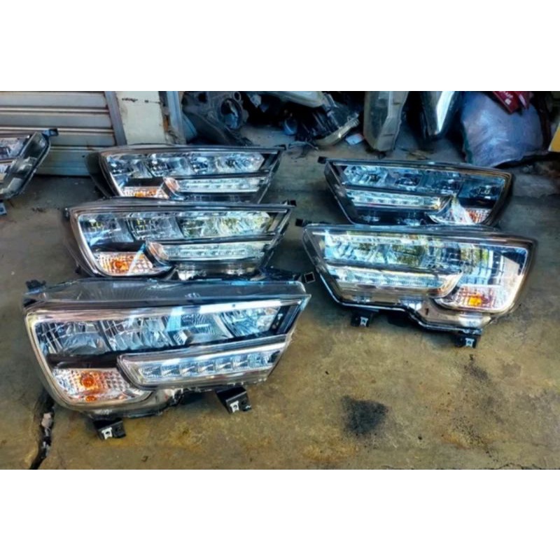 Headlamp suzuki ertiga XL7