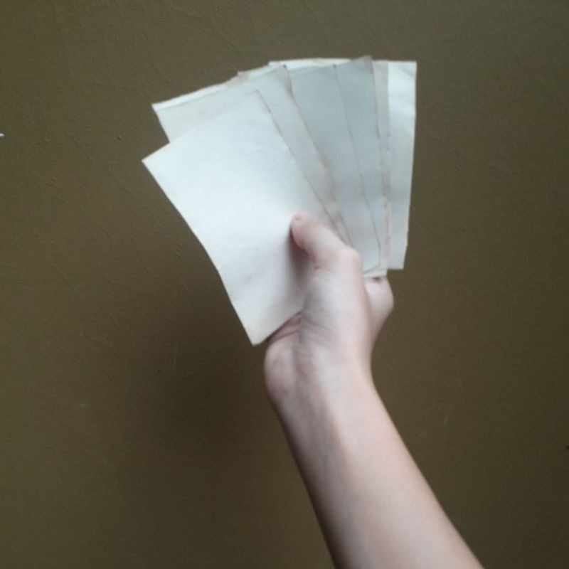 

5 LEMBAR OLD PAPER JOURNAL KERTAS JOURNALING by quarantinelife.id