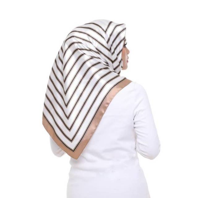 Hijab Syahrini new arrival