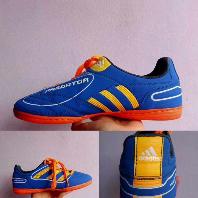 Preloved sepatu futsal adidas (bekas) ukuran 42