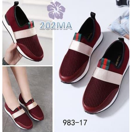 Sepatu Wanita Slip On Gutji Candy - 202 - Maroon, 36