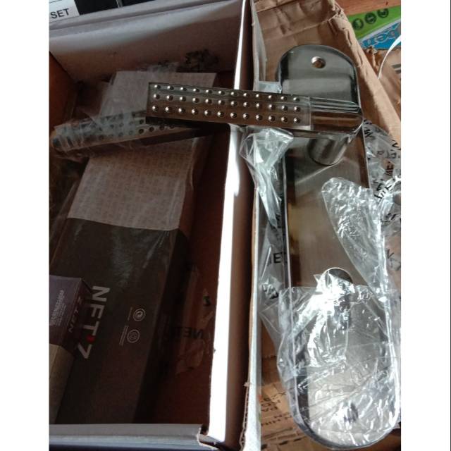 Kunci pintu rumah minimalis