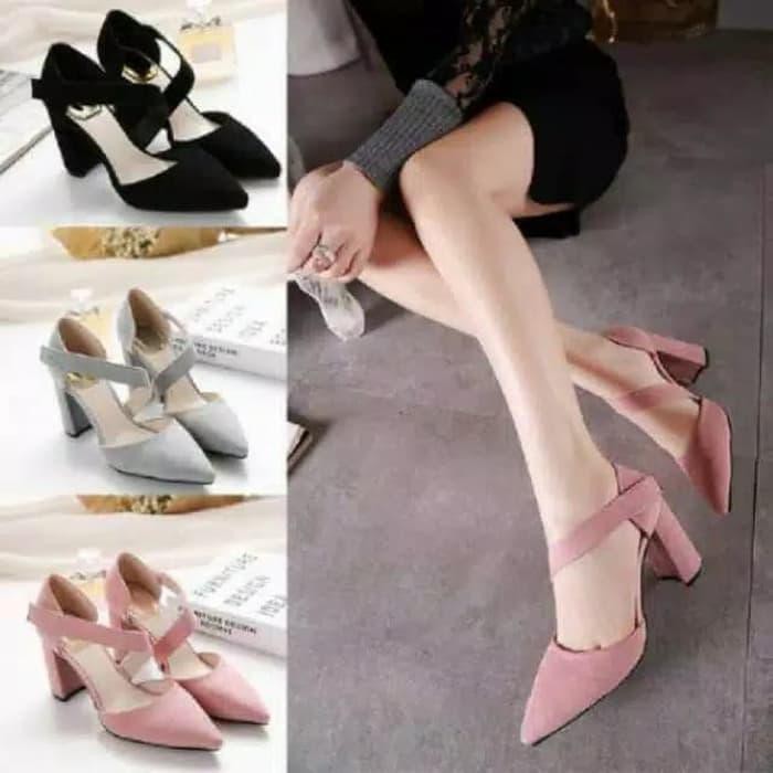 Sandal High Heels Hak Tahu BETSY Suede Tali Sling Big Heel Tahu Wanita - Abu-abu Muda, 36  MODIS AZ