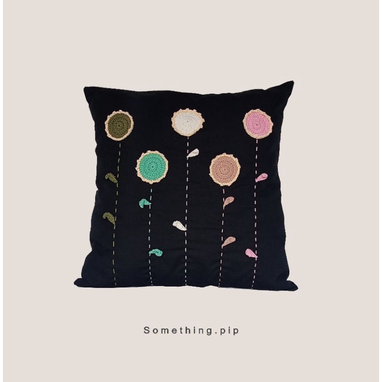 Something.Pip Sarung Bantal Rajut Bunga /Bantal Rajut Sofa / Cushion Cover 40x40