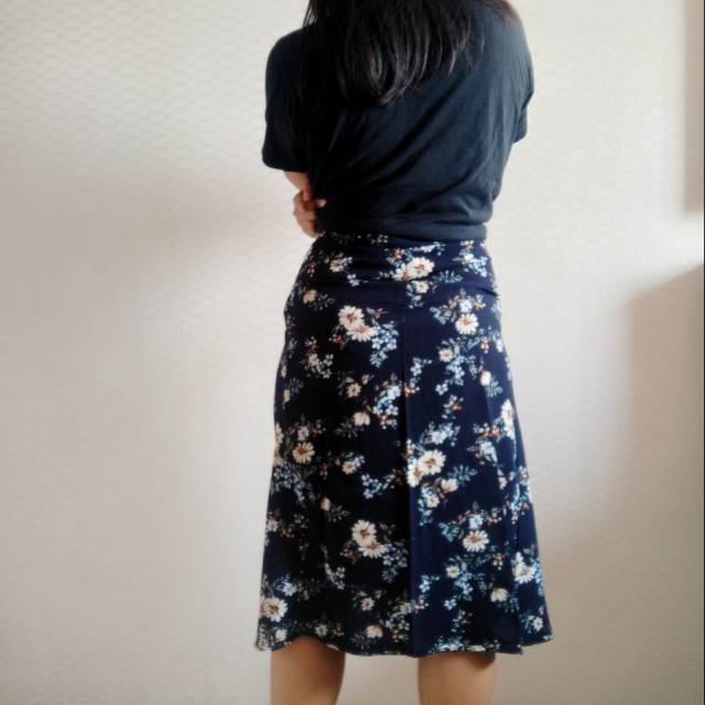Wrap Blue Flower Midi Skirt I PRELOVED SKIRT