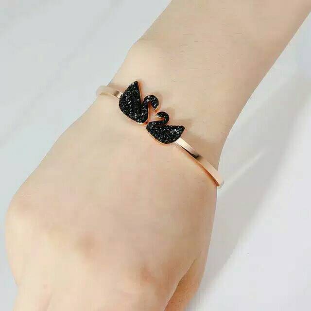 GG Gelang Bangle Dua Angsa Hitam Titanium Premium Lapis Emas 18K Rose Gold# GL-101B