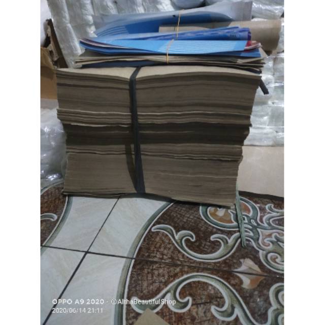 Kertas minyak uk 38 x 28 warna coklat tipis & putih tebal ...