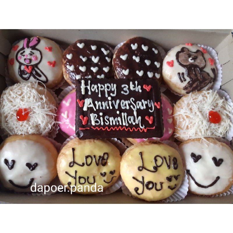 donat menul /donat ultah karakter isi 12 pcs