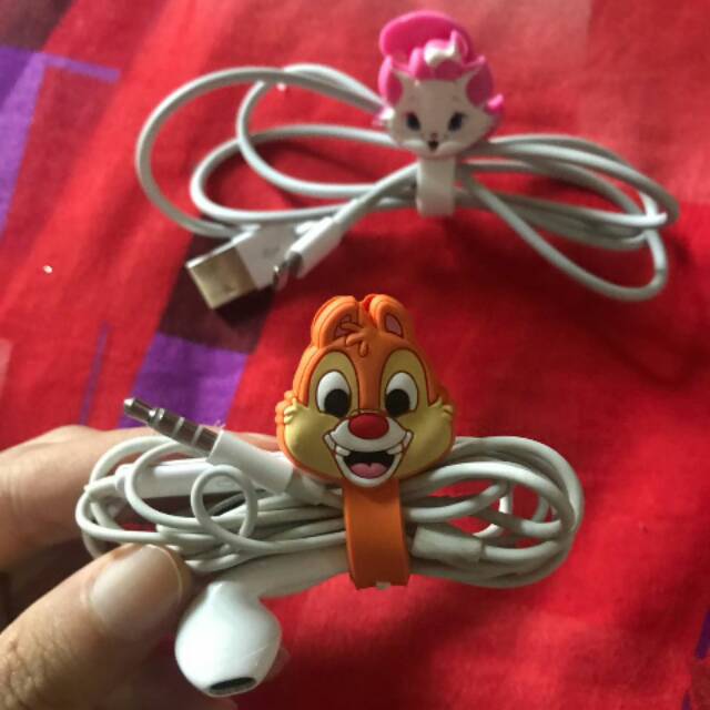 Pengikat kabel charger