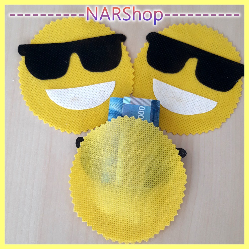 

Amplop Angpao Lebaran Karakter Emoticon Kacamata