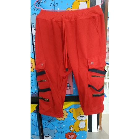 celana pria merah