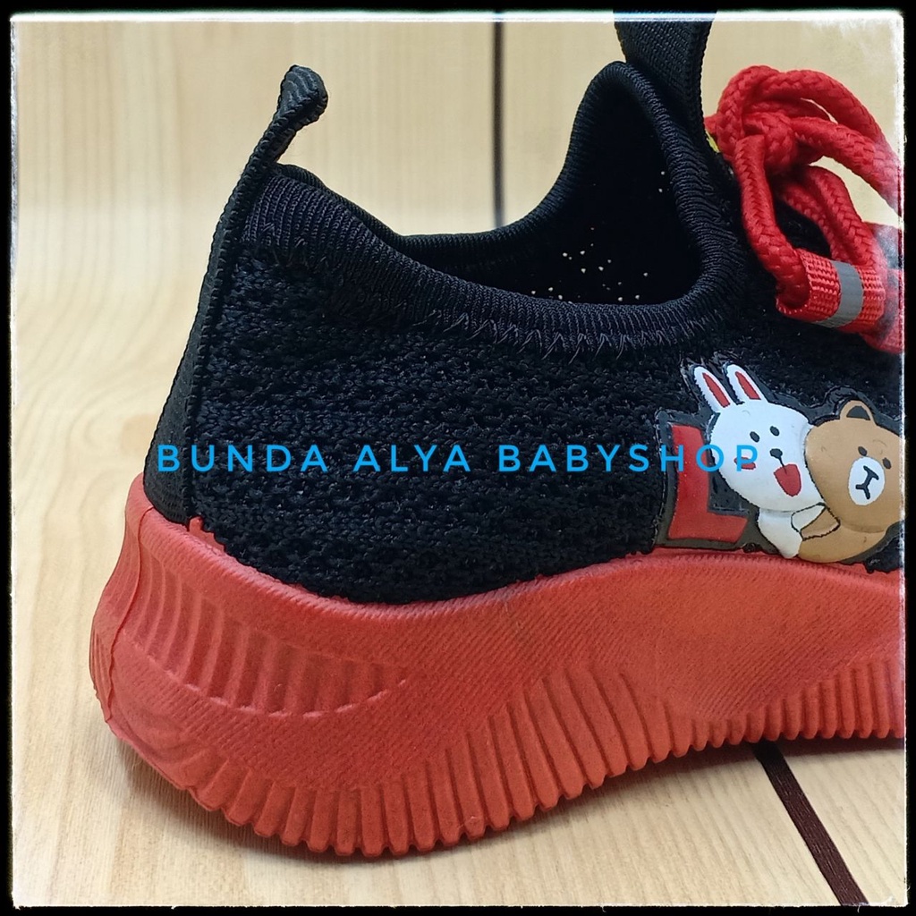 Sepatu Anak IMPORT Usia 2 3 4 Tahun Sol Lentur HITAM - Sepatu Anak Cowok Anti Licin 22 - 26 Alas Karet