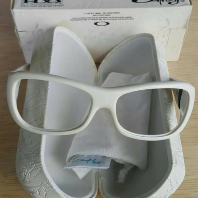 Frame kacamata cewek gagang kacamata wanita