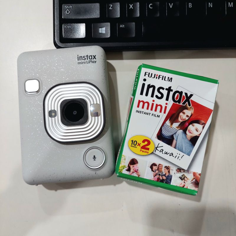 Cetak Foto Polaroid Instax Asli Fujifilm (BUKAN ALAT CETAK)
