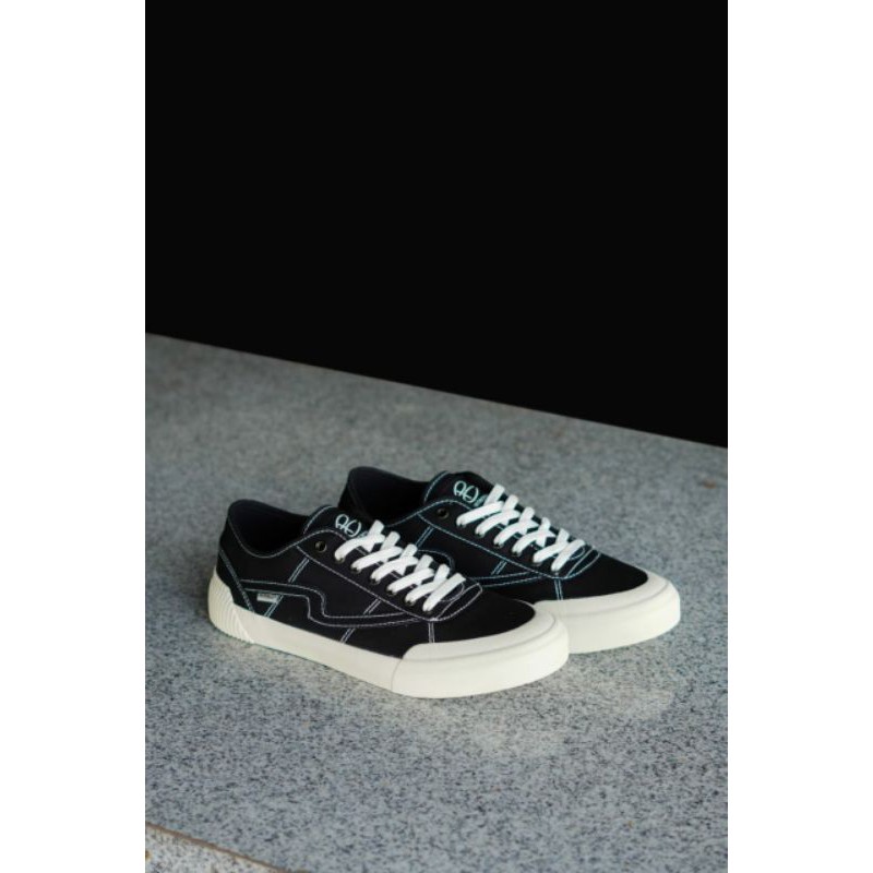 Patrobas Equip Low Black White