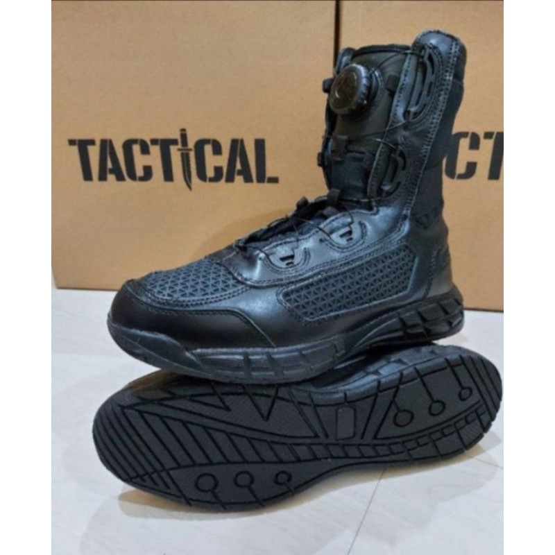 Sepatu pdl model Libra Tali putar