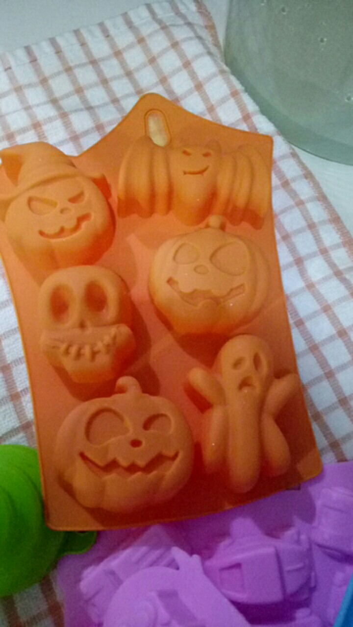 Diy Cetakan Dengan Bahan Silikon Dan Bentuk Halloween Untuk Kue / Cokelat / Permen / Sabun