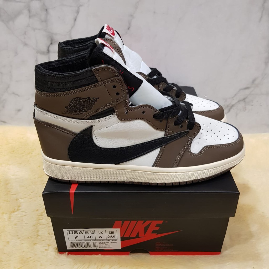 NIKE AIR JORDAN RETRO 1 HIGH x TRAVIS SCOOT BASKET SHOES
