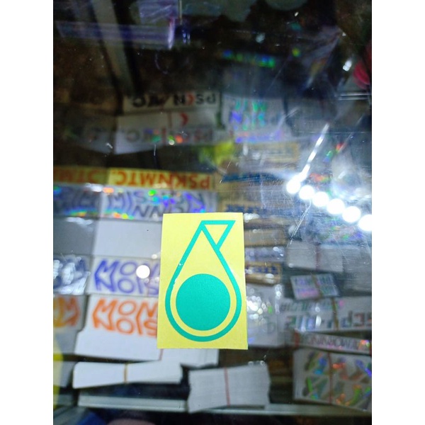 sticker cutting LOGO PETRONAS