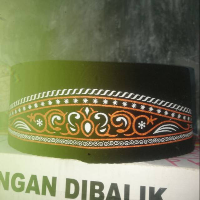 PECI SONGKOK BATIK
