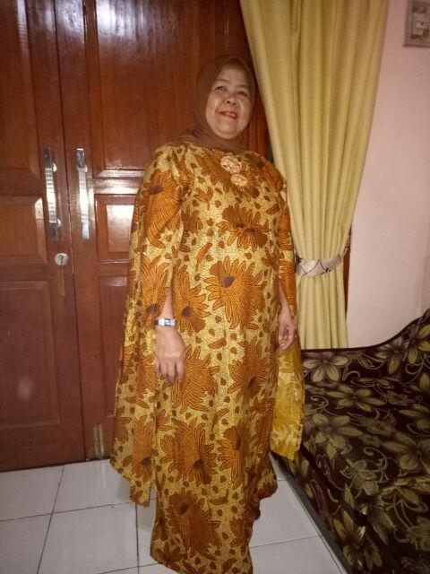Maxi Cape Batik Sogan Premium Kondangan Modern Casual Kaftan