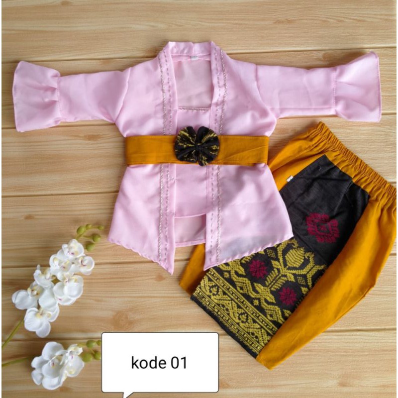 0-1tahun FREE BANDANA SET KEBAYA MODEL TROMPET PAYET DAN KAMEN JADI ANAK