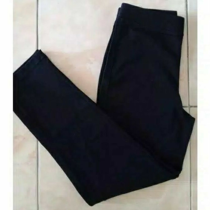 Celana Spandek Hitam