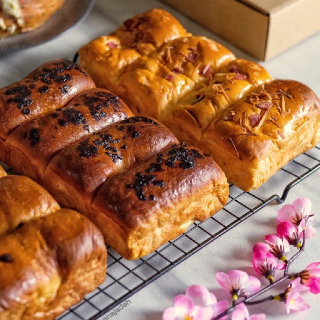 

Premium Wijsman Bread / Roti Wijsman Premium by Romapit