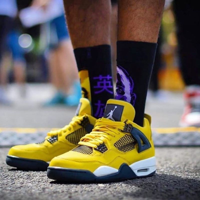 yellow and white 4s