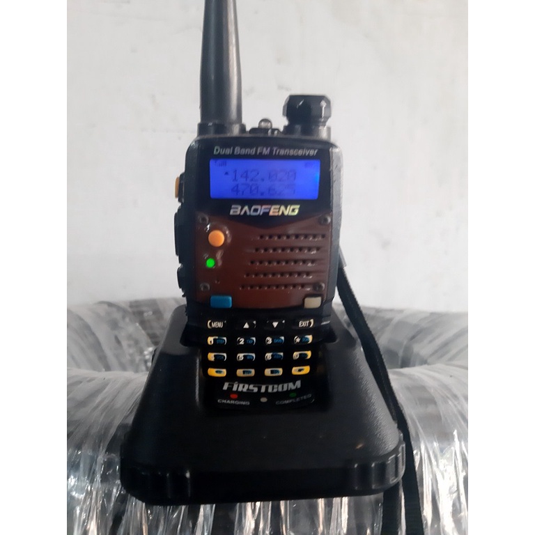 HT RADIO KOMUNIKASI BAOFENG UV5R ATAU UV5RA DUAL BAND PLUS RADIO SECOND