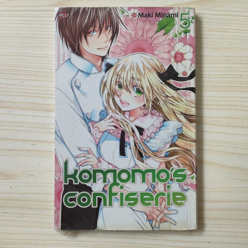 komik komomo's confiserie vol 5