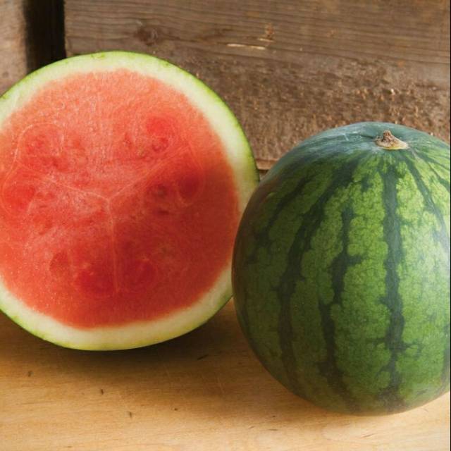 

Semangka Non Biji | Buah - Buahan Segar | Buah Segar 4.5 - 5 kg