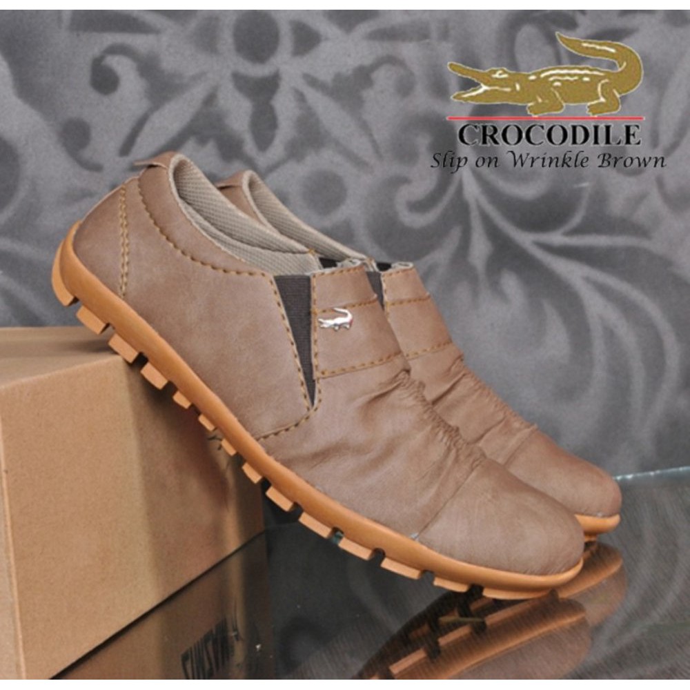 Sepatu Crocodile Zimzam Slip On Casual Kerja Pria Wrinkle
