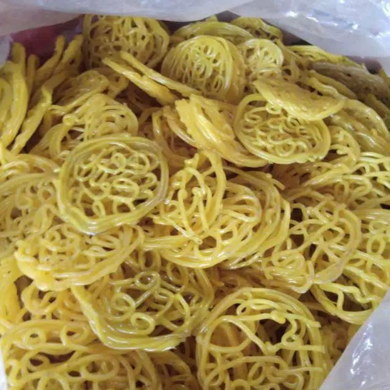 

kerupuk kuning/kerupuk asinan uk besar isi 500gram