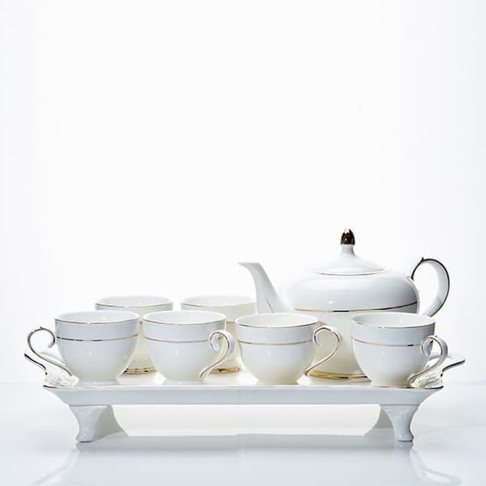 Tea set / Set Teko dan cangkir Keramik Gold Line CAPODIMONTE