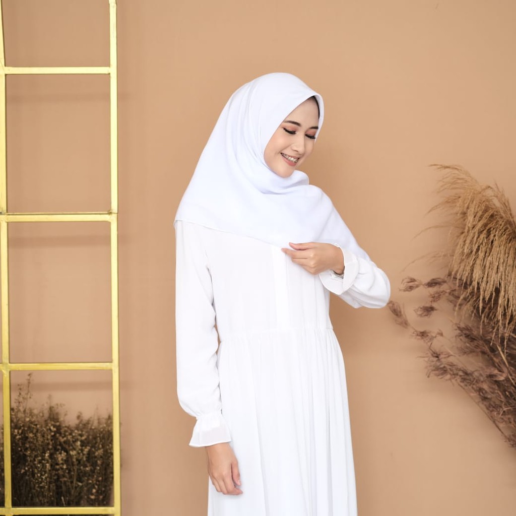 JILBAB HIJAB SEGIEMPAT SEGI EMPAT SQUARE KERUDUNG ARW SCARLET