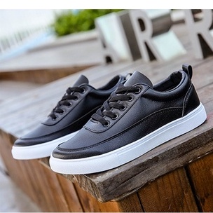 Sepatu Sneakers Pria Casual polos DS 16