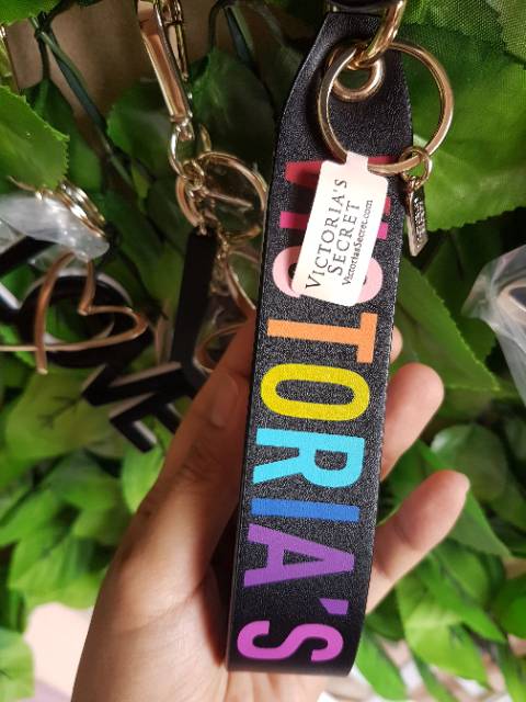 VICTORIA SECRET BAG/KEY CHAIN