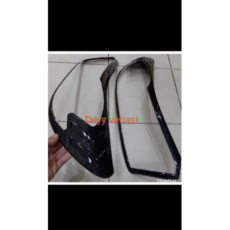 garnish lampu depan mobil Brio carbon 2018-2022