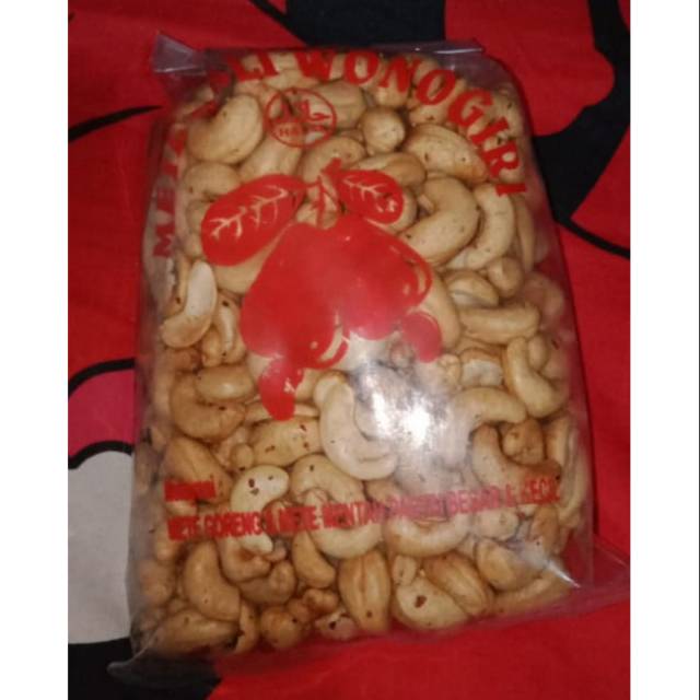 

Kacang mete premium