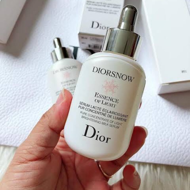 essence of light dior