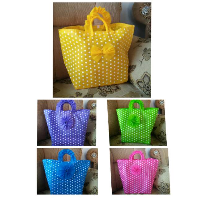 

TAS HAJATAN SPUNDBOND Uk.22 / TAS HAJAT BAHAN TEBAL