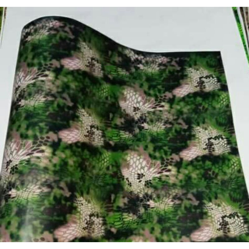 

Stiker Camo Sisit Ular Hijau
