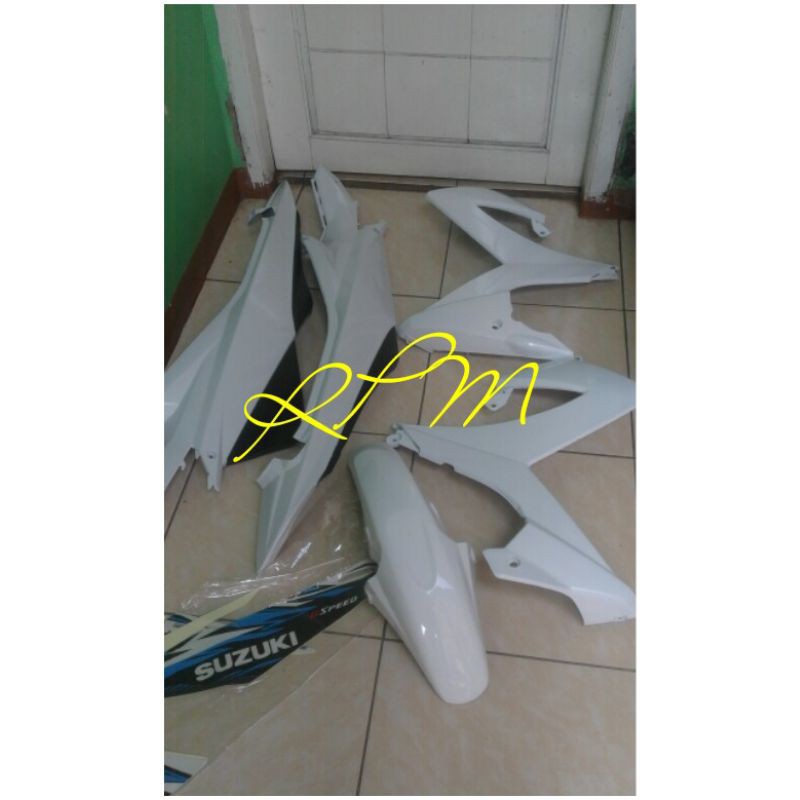 Body halus satria Fu facelift putih