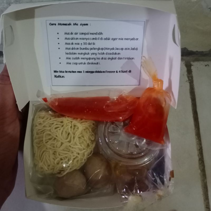 

Mie ayam bakso frozen halal