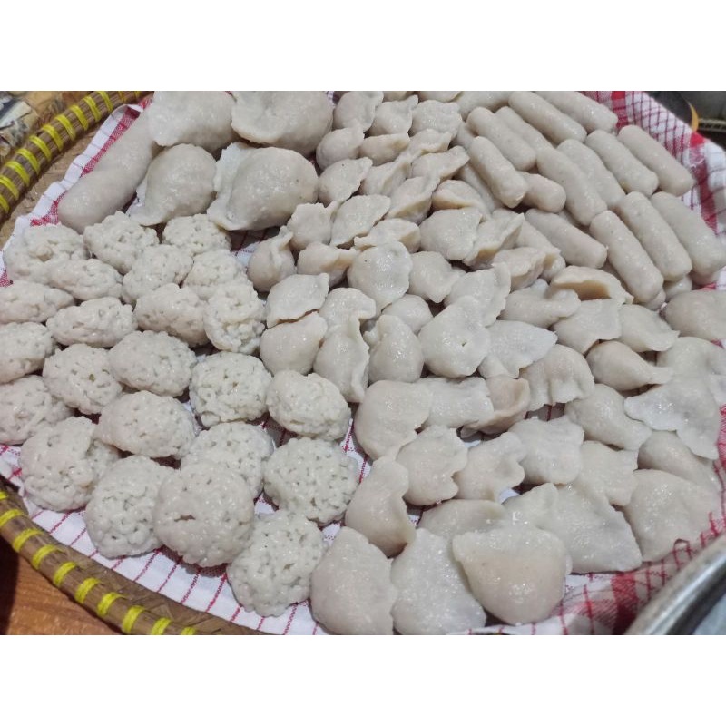 

pempek palembang isi 50